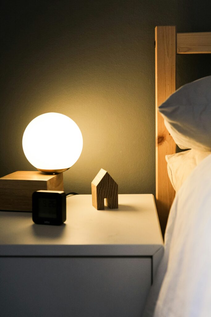 El impacto de la iluminación en el sueño: consideraciones para diseñadores de interiores